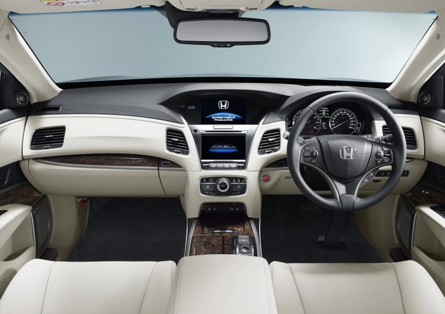  Honda Legend Hybrid 2014 года  (фото 5 из 8)